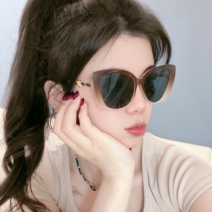 SQUARE SUNGLASSES CH25801 IN ACETATE HEART CHAIN METAL