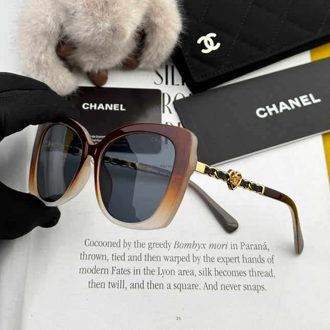 SQUARE SUNGLASSES CH25801 IN ACETATE HEART CHAIN METAL