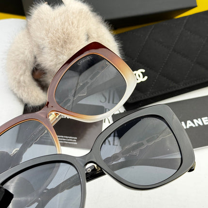 SQUARE SUNGLASSES CH25801 IN ACETATE HEART CHAIN METAL