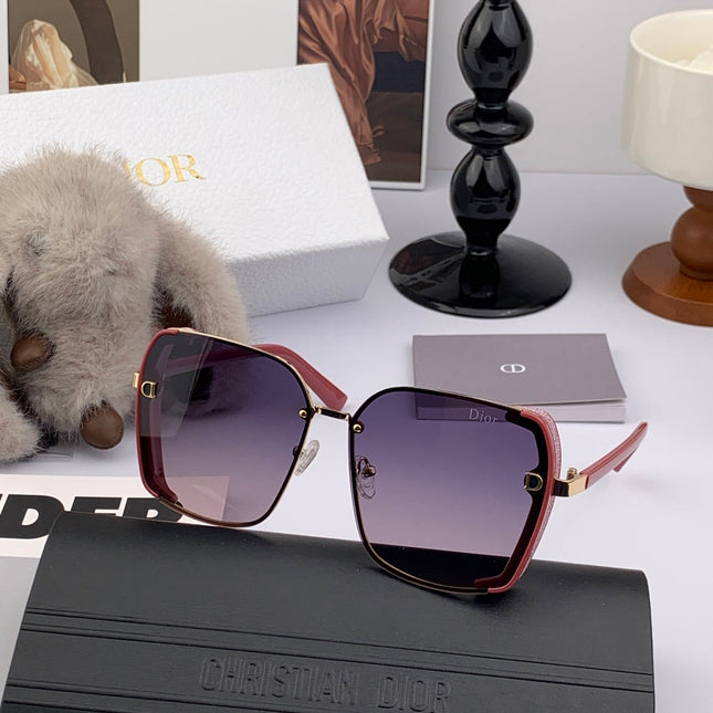 MONTAIGNE SUNGLASS CD9357 IN ACETATE