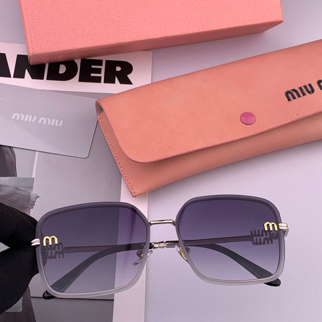 RUNWAY SQUARE SUNGLASSES M9407 IN METAL