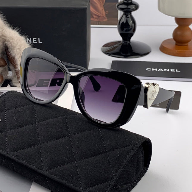 BUTTERFLY SUNGLASSES CH8551 IN ACETATE