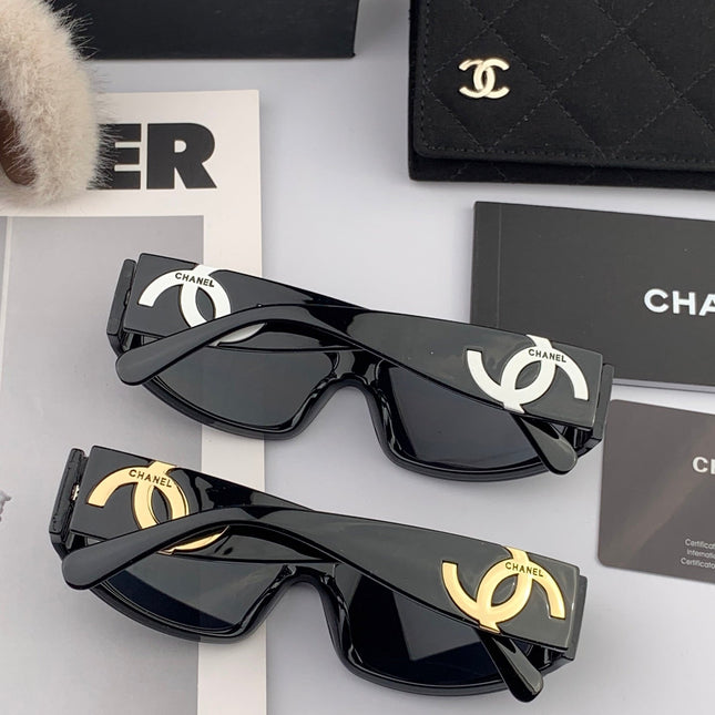 RECTANGULAR SUNGLASSES CH2507 IN ACETATE