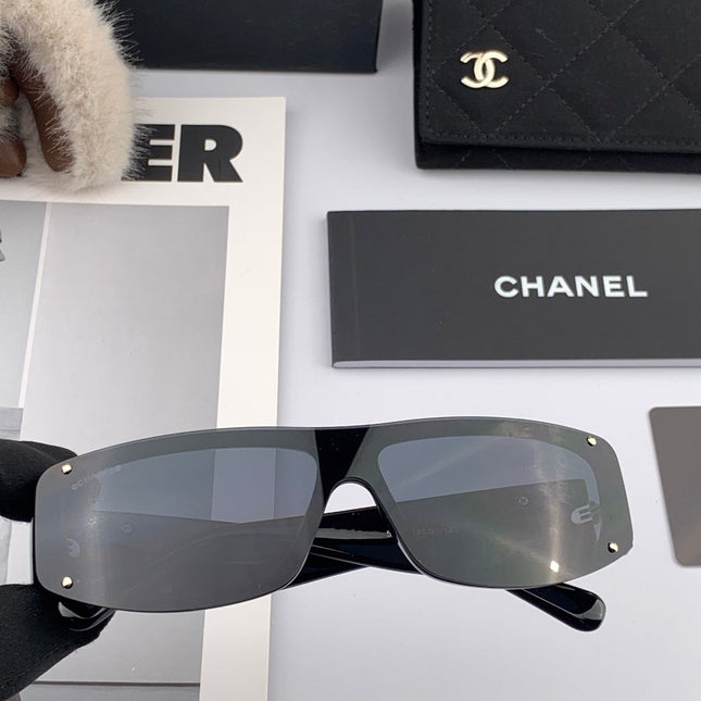 RECTANGULAR SUNGLASSES CH2507 IN ACETATE