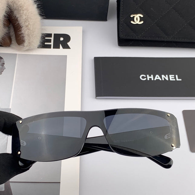 RECTANGULAR SUNGLASSES CH2507 IN ACETATE