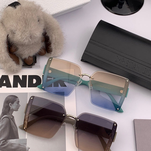 MONTAIGNE SQUARE SUNGLASS CD1677 IN ACETATE