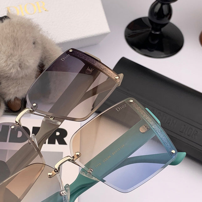 MONTAIGNE SQUARE SUNGLASS CD1677 IN ACETATE