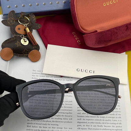 BUTTERFLY FRAME SUNGLASSES G15500 IN ACETATE