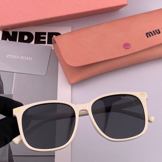 RUNWAY SQUARE SUNGLASSES M4389 IN ACETATE