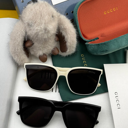 BUTTERFLY FRAME SUNGLASSES G550 IN ACETATE