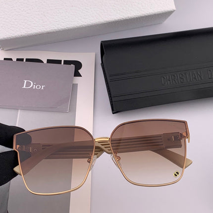 MONTAIGNE SUNGLASS CD7190 IN ACETATE