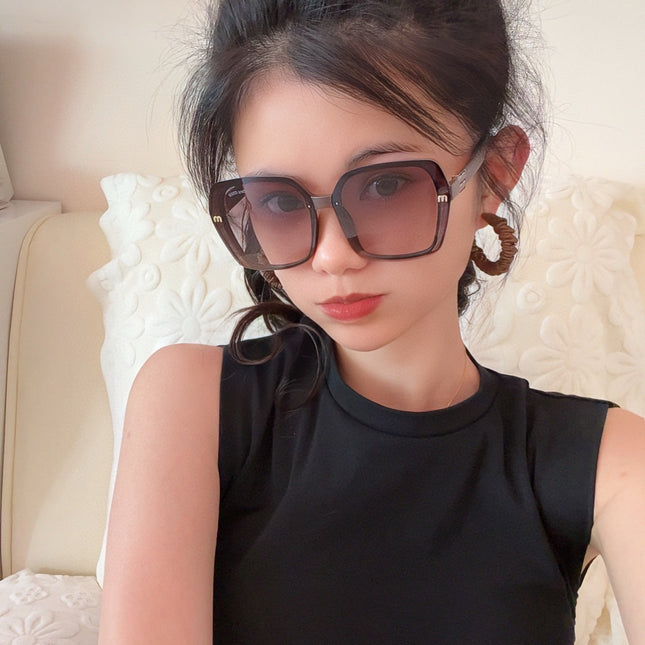 RUNWAY SQUARE SUNGLASSES M4304 IN ACETATE