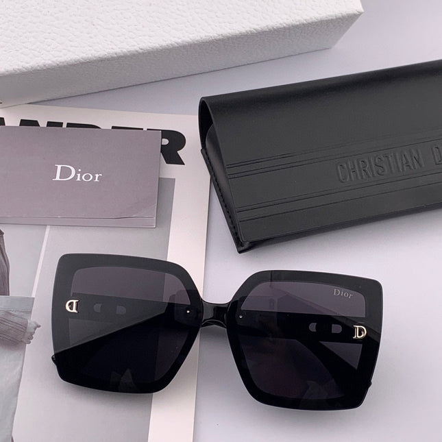 MONTAIGNE SUNGLASS D2302 IN ACETATE EMBOSSED LOGO