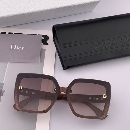 MONTAIGNE SUNGLASS D2302 IN ACETATE EMBOSSED LOGO