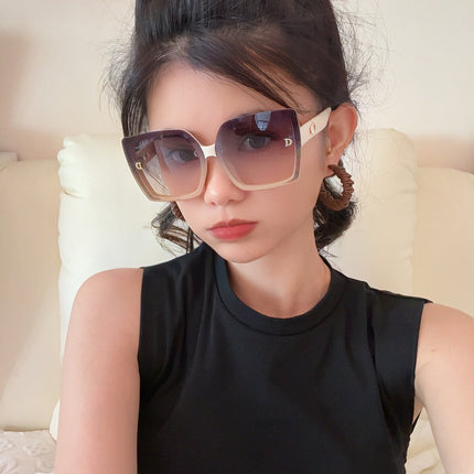 MONTAIGNE SUNGLASS D2302 IN ACETATE EMBOSSED LOGO