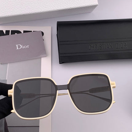 MONTAIGNE SUNGLASS D288 IN METAL