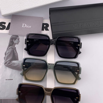 MONTAIGNE SUNGLASS CD7780 IN ACETATE