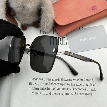 RUNWAY SQUARE SUNGLASSES M2612 IN METAL