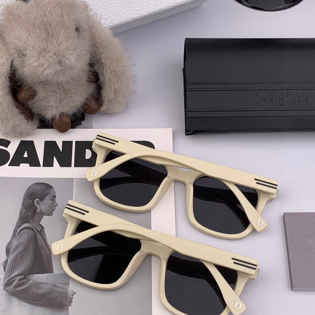 MONTAIGNE SUNGLASS CD195 IN IVORY ACETATE