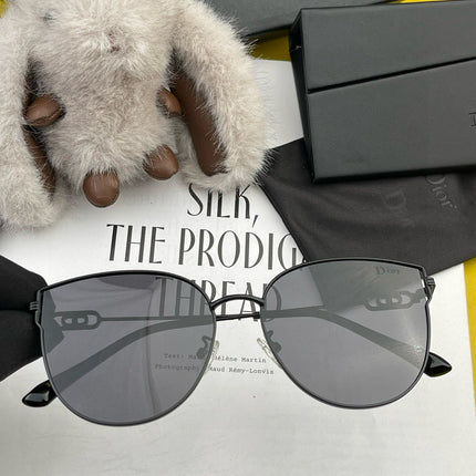 MONTAIGNE SUNGLASS CD4311 IN METAL