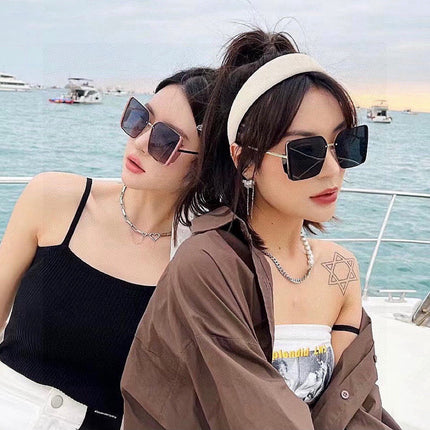 MONTAIGNE SUNGLASS 578161 IN METAL