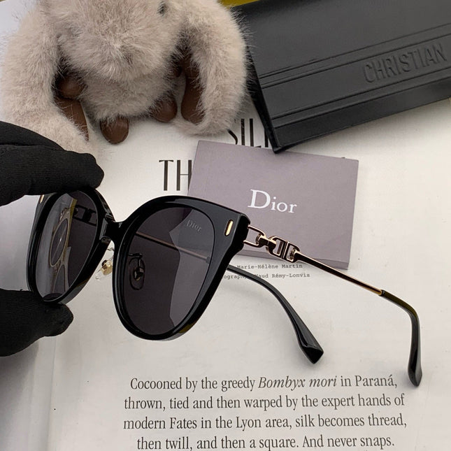 MONTAIGNE SUNGLASS CD3752 IN ACETATE