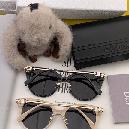 MONTAIGNE SUNGLASS CD3752 IN ACETATE