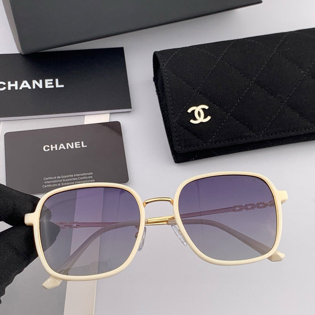 SQUARE SUNGLASSES CH0826 IN METAL