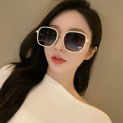SQUARE SUNGLASSES CH0826 IN METAL