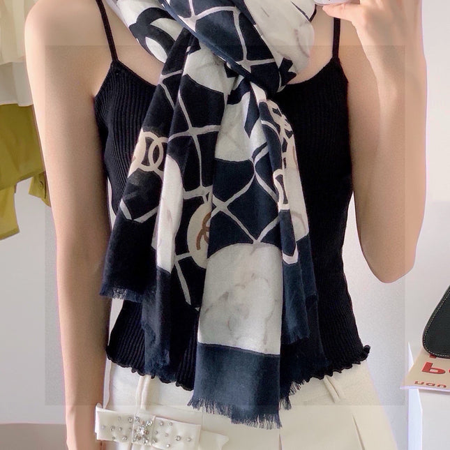 HERMES 25S SCARF 200 IN SILK 724721