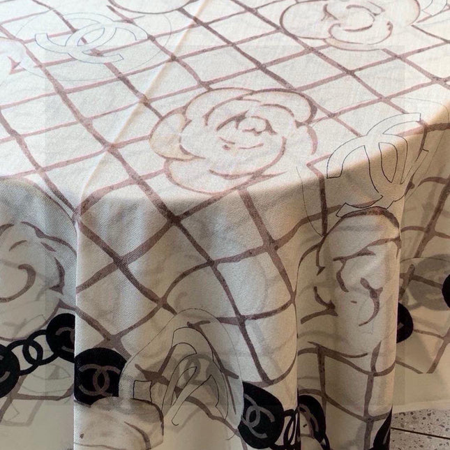 HERMES 25S SCARF 200 IN SILK 724722