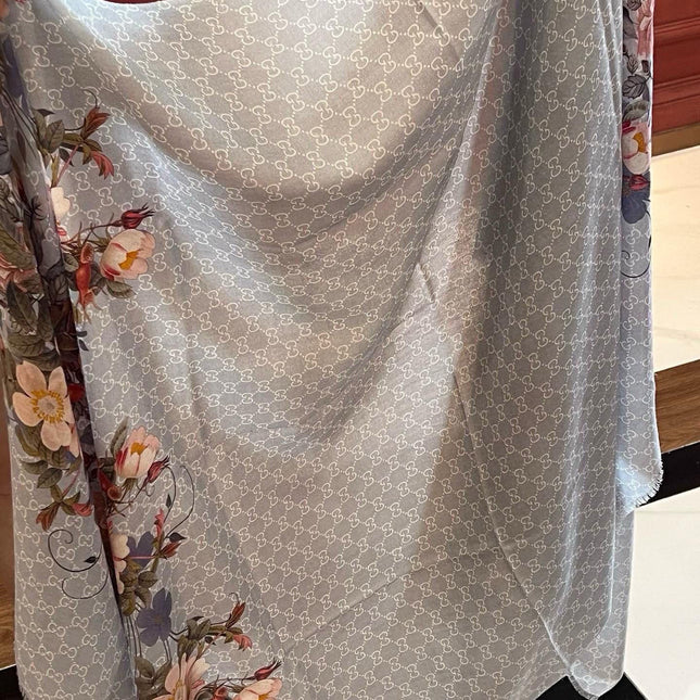 GUCCI 25S SCARF 200 IN CASHMERE 733884