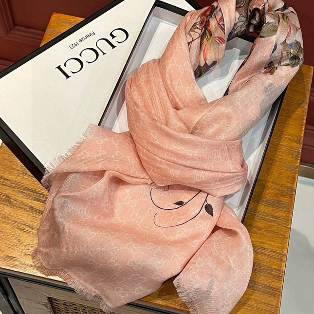 GUCCI 25S SCARF 200 IN CASHMERE 733885