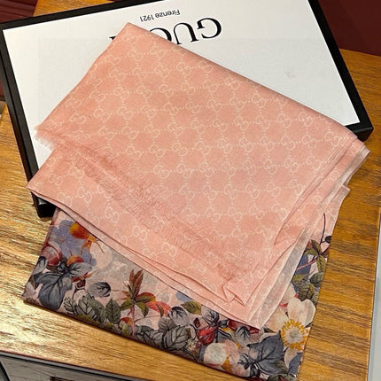 GUCCI 25S SCARF 200 IN CASHMERE 733885