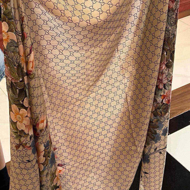 GUCCI 25S SCARF 200 IN CASHMERE 733886