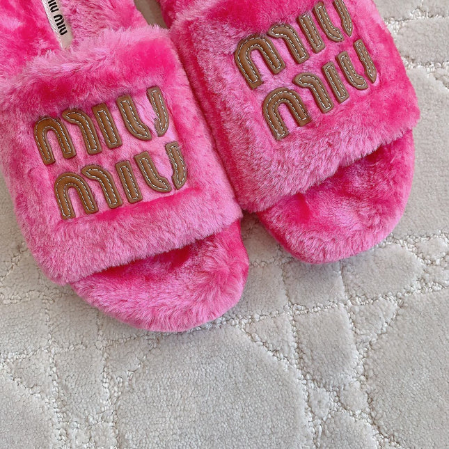RABBIT FUR SLIPPERS MAGENTA PINK WITH EMBROIDED LOGO
