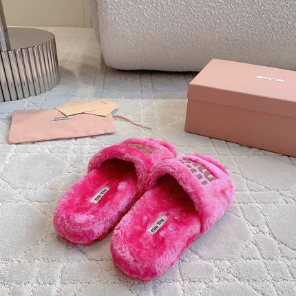 RABBIT FUR SLIPPERS MAGENTA PINK WITH EMBROIDED LOGO