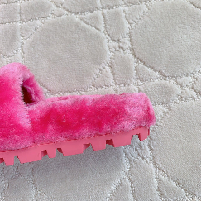 RABBIT FUR SLIPPERS MAGENTA PINK WITH EMBROIDED LOGO