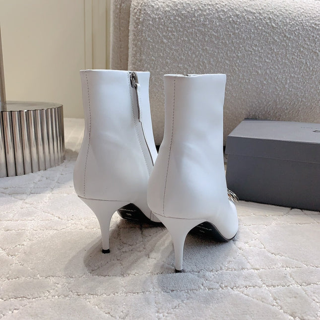 POINTED-TOE HIGH HEEL BOOTS IN WHITE SMOOTH LAMBSKIN