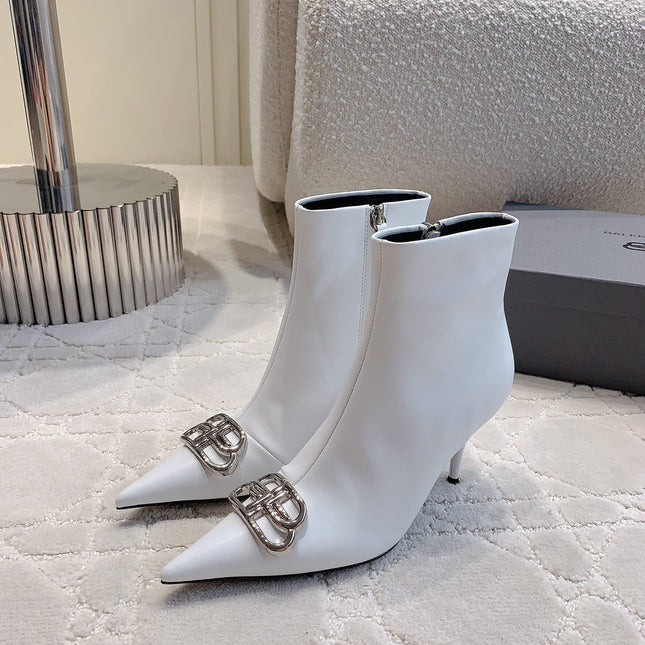 POINTED-TOE HIGH HEEL BOOTS IN WHITE SMOOTH LAMBSKIN