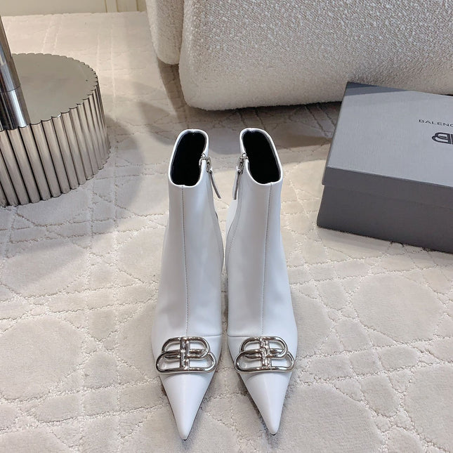 POINTED-TOE HIGH HEEL BOOTS IN WHITE SMOOTH LAMBSKIN