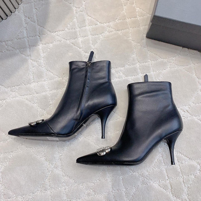 POINTED-TOE HIGH HEEL BOOTS IN BLACK SMOOTH LAMBSKIN