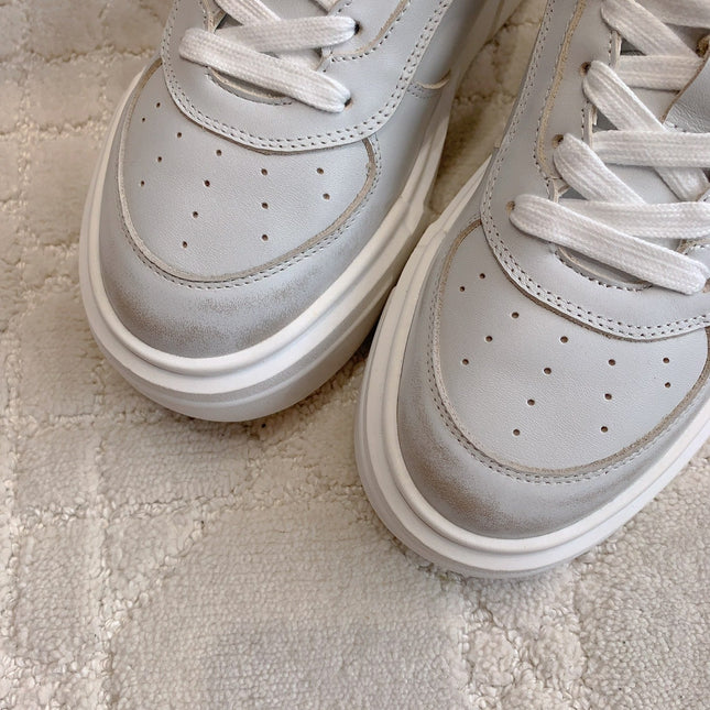 THICK SOLE SNEAKERS IN CHROME GRAY LAMBSKIN WITH RABBIT FUR LINING