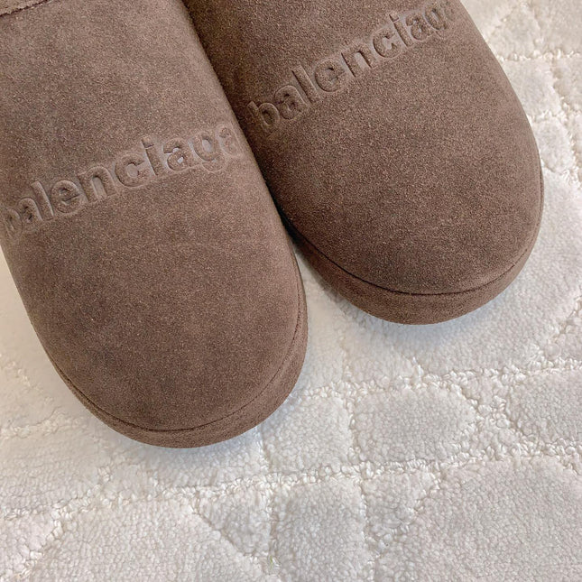 ALASKA SLIPPER IN CHOCOLATE SUEDE