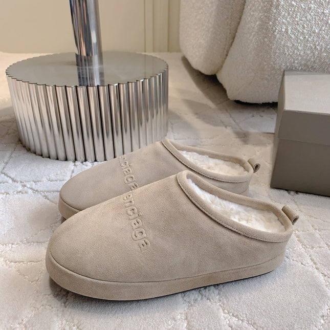 ALASKA SLIPPER IN BEIGE SUEDE