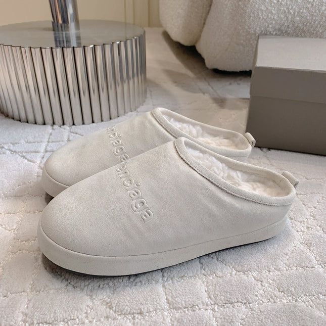 ALASKA SLIPPER IN WHITE SUEDE