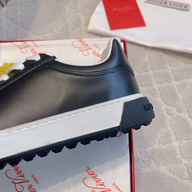 VIV' SKATE SNEAKERS IN BLACK CALFSKIN CARTOON CHARMS