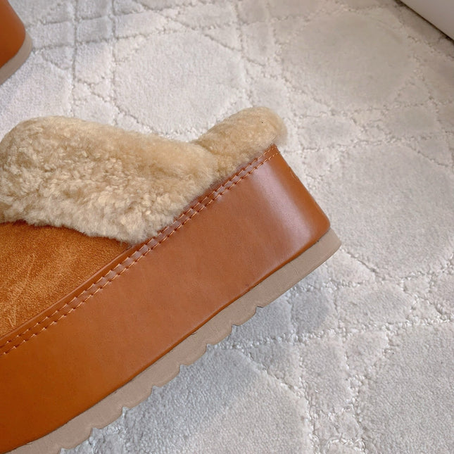 CELINE 25S DANA WEDGE MULE 70MM IN BURNT ORANGE SUEDE CALFSKIN AND SHEARLING