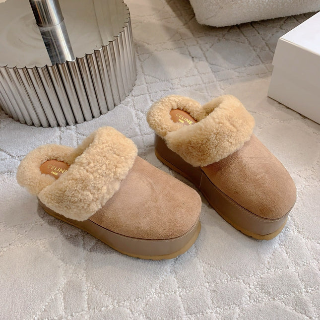 CELINE 25S DANA WEDGE MULE 70MM IN LIGHT BROWN SUEDE CALFSKIN AND SHEARLING