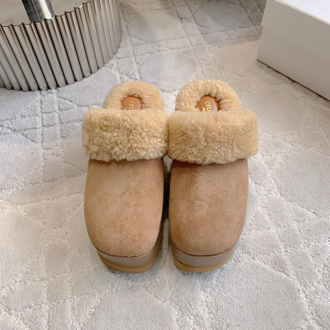 CELINE 25S DANA WEDGE MULE 70MM IN LIGHT BROWN SUEDE CALFSKIN AND SHEARLING